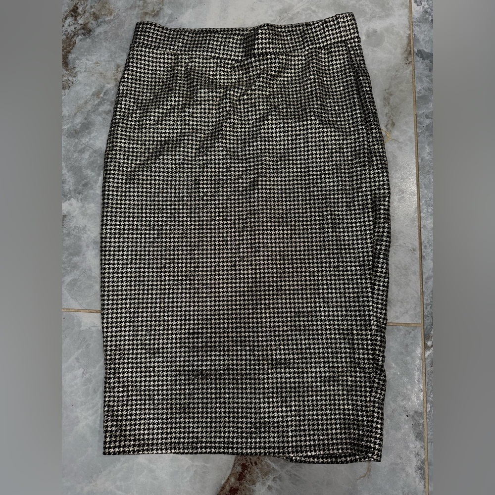 J M cloting
Black and White 
Houndstooth Pencil Skirt